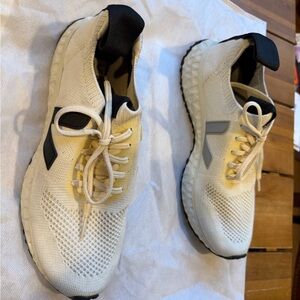Veja x Rick Owens EU Size 40 Cream and Black Sneakers
